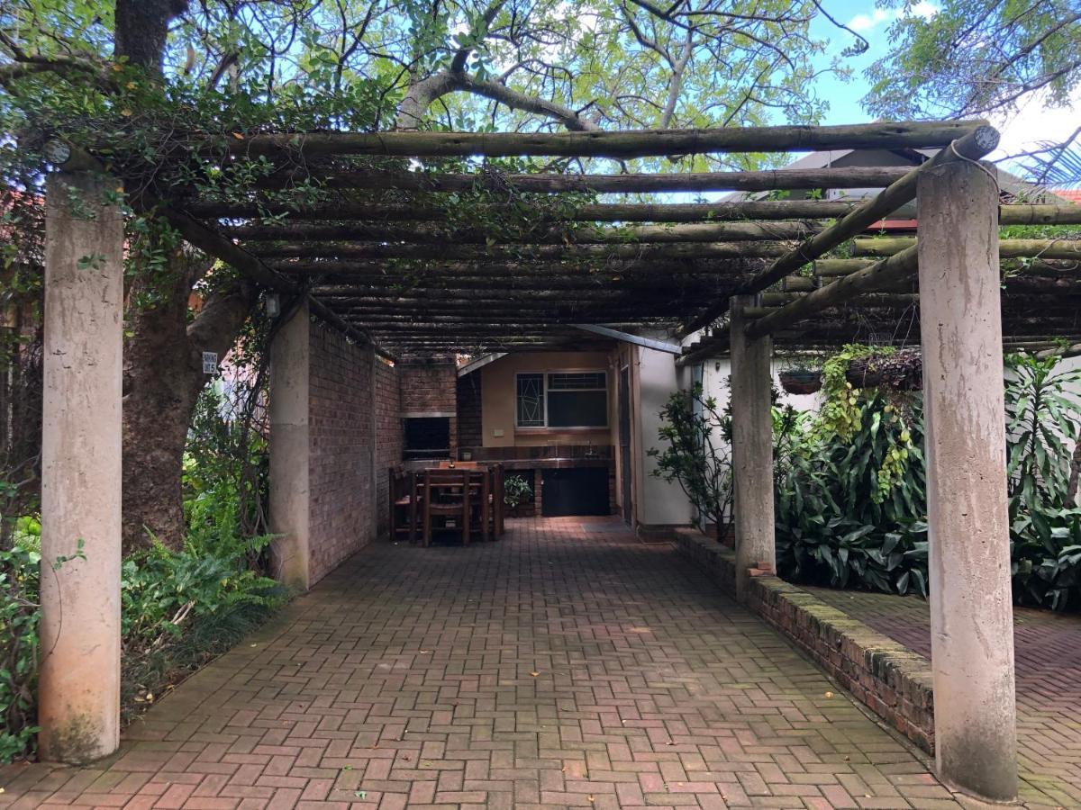 Selati 103 Guest Cottages Malalane Exterior foto